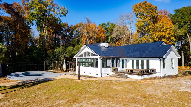 3270 Princess Pond Road, Summerton, SC 29148