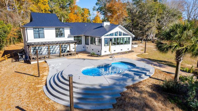 3270 Princess Pond Road, Summerton, SC 29148