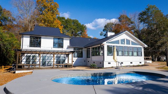 3270 Princess Pond Road, Summerton, SC 29148