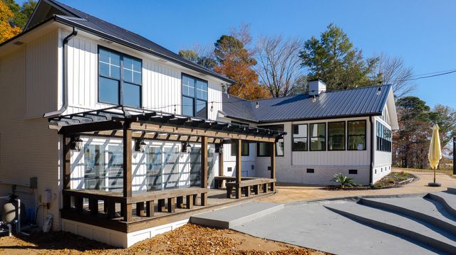 3270 Princess Pond Road, Summerton, SC 29148