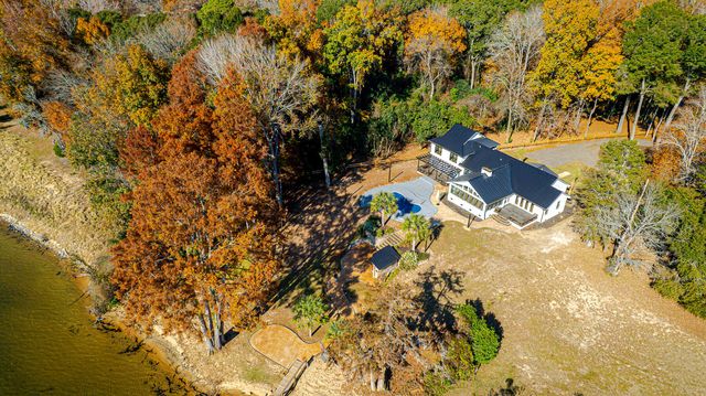 3270 Princess Pond Road, Summerton, SC 29148