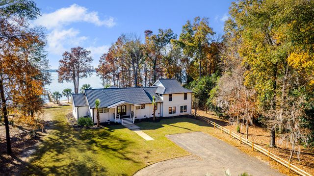 3270 Princess Pond Road, Summerton, SC 29148