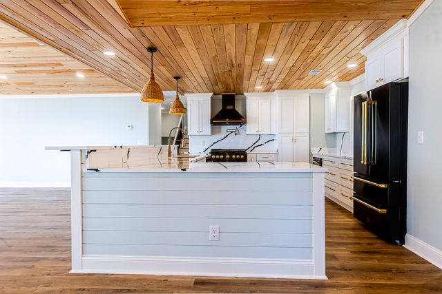 3270 Princess Pond Road, Summerton, SC 29148