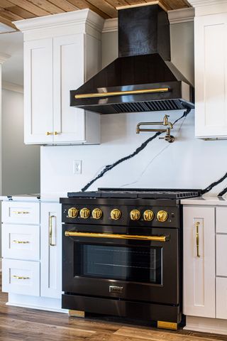 3270 Princess Pond Road, Summerton, SC 29148