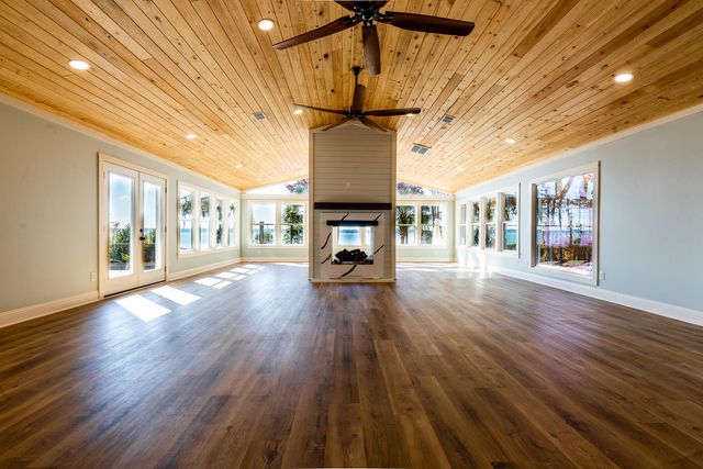 3270 Princess Pond Road, Summerton, SC 29148