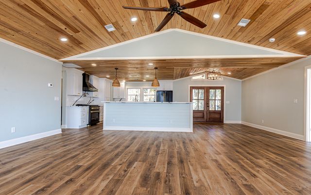 3270 Princess Pond Road, Summerton, SC 29148