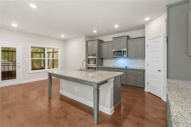 800 Rockhouse Road, Senoia, GA 30276