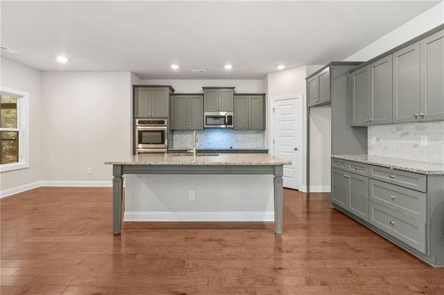 800 Rockhouse Road, Senoia, GA 30276