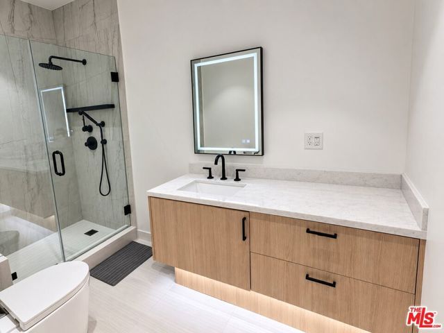 604 Trenton Drive, Beverly Hills, CA 90210