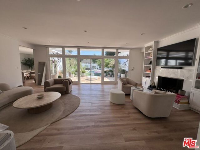 604 Trenton Drive, Beverly Hills, CA 90210