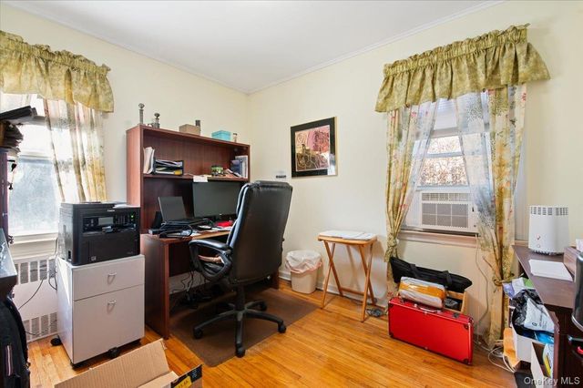 132 E Cherry Street, Floral Park, NY 11001