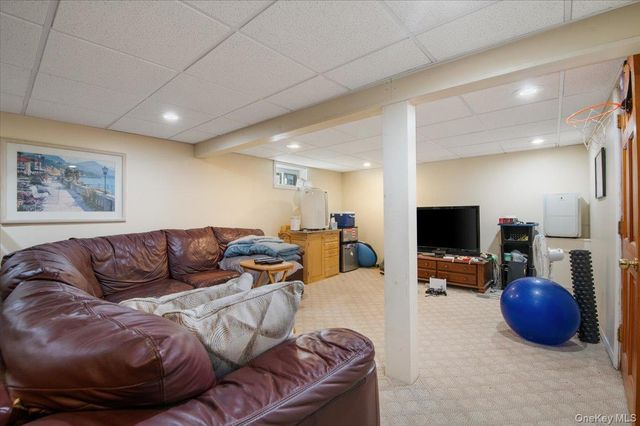 132 E Cherry Street, Floral Park, NY 11001