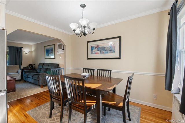 132 E Cherry Street, Floral Park, NY 11001