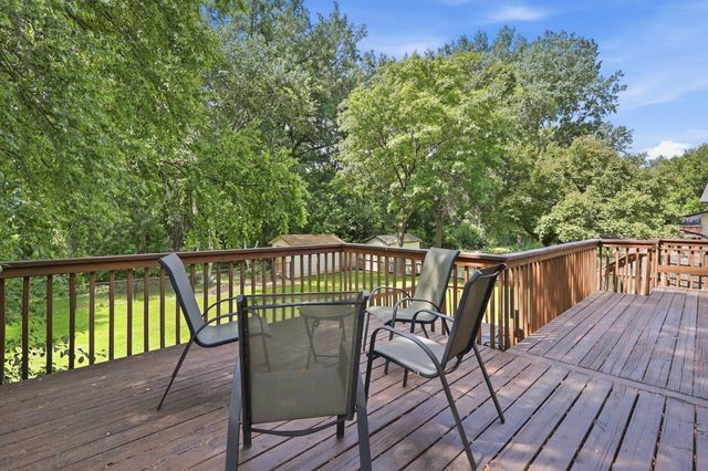 3501 77th Avenue N, Brooklyn Park, MN 55443
