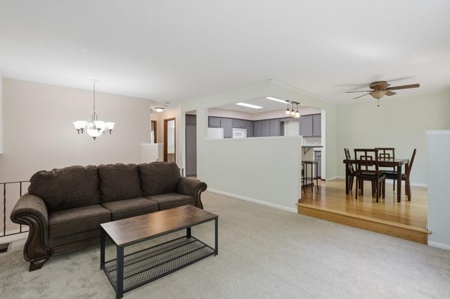3501 77th Avenue N, Brooklyn Park, MN 55443