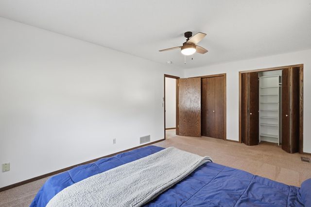 3501 77th Avenue N, Brooklyn Park, MN 55443