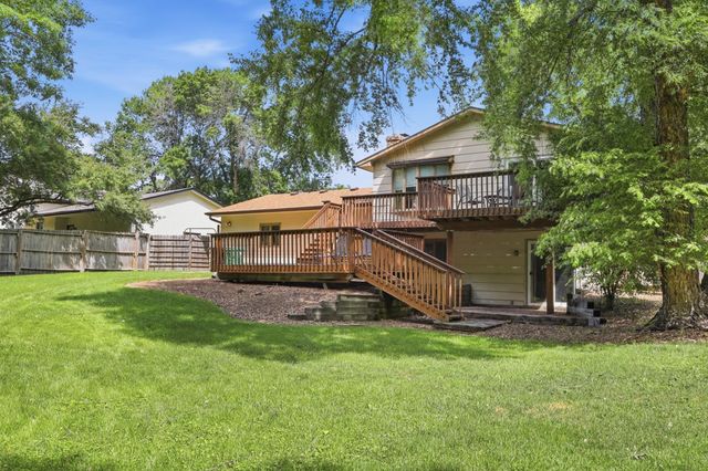 3501 77th Avenue N, Brooklyn Park, MN 55443