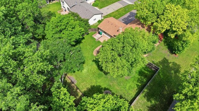 3501 77th Avenue N, Brooklyn Park, MN 55443