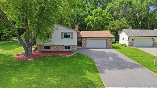 3501 77th Avenue N, Brooklyn Park, MN 55443