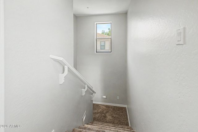 712 S BECK Avenue, Tempe, AZ 85281