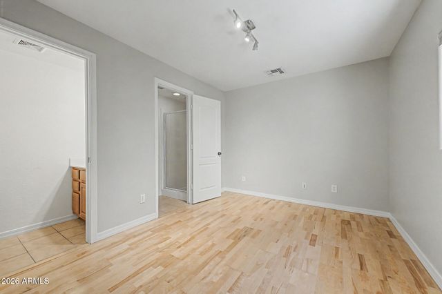 712 S BECK Avenue, Tempe, AZ 85281