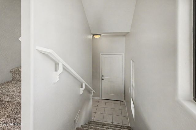 712 S BECK Avenue, Tempe, AZ 85281