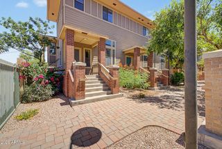 712 S BECK Avenue, Tempe, AZ 85281