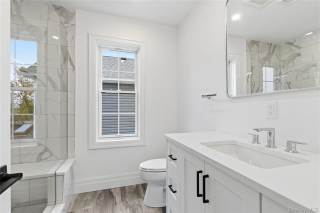 42 Alice Court, East Rockaway, NY 11518