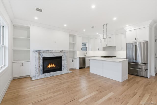 42 Alice Court, East Rockaway, NY 11518