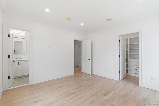 42 Alice Court, East Rockaway, NY 11518