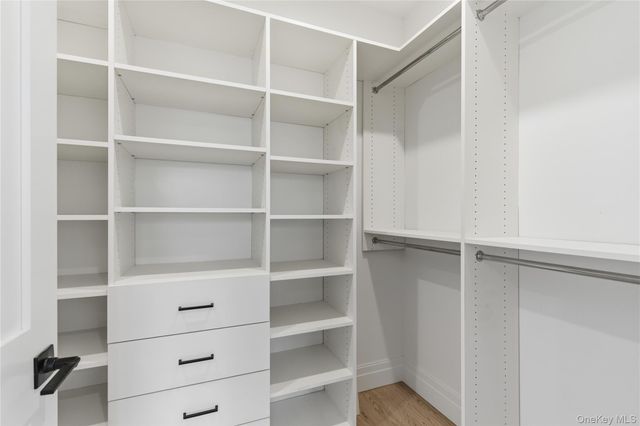 42 Alice Court, East Rockaway, NY 11518