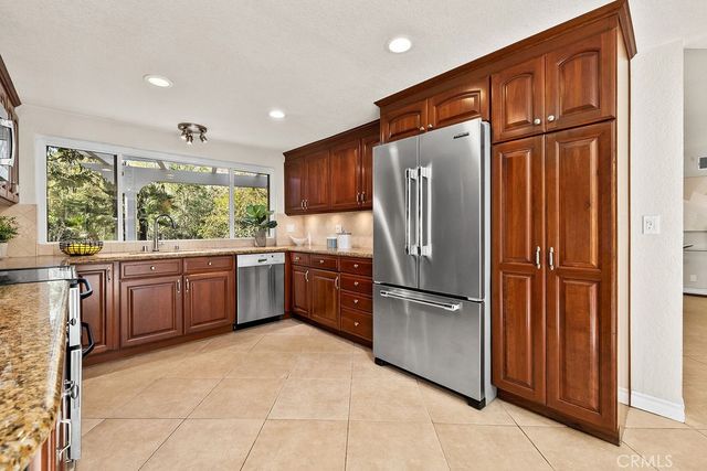 25116 Cineria, Lake Forest, CA 92630