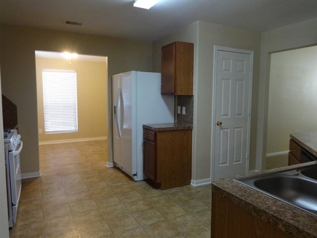 11110 Vanilla Circle Court, Houston, TX 77044