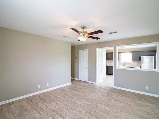 1113 Timothy Avenue, Oak Grove, KY 42262