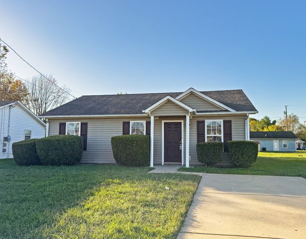 1113 Timothy Avenue, Oak Grove, KY 42262