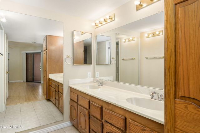 12222 N PARADISE VILLAGE Parkway S 446, Phoenix, AZ 85032