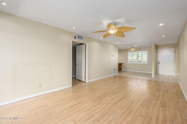 12222 N PARADISE VILLAGE Parkway S 446, Phoenix, AZ 85032