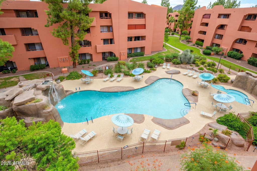 12222 N PARADISE VILLAGE Parkway S 446, Phoenix, AZ 85032
