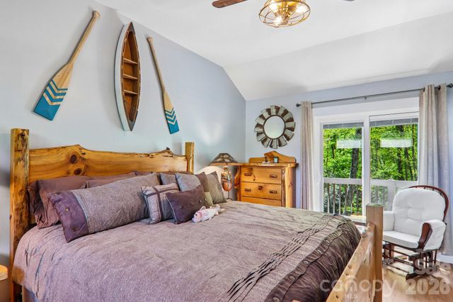 12 Indian Trace Road, Maggie Valley, NC 28751