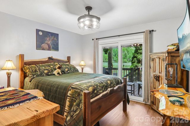 12 Indian Trace Road, Maggie Valley, NC 28751