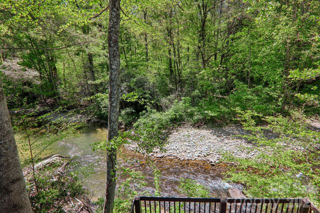 12 Indian Trace Road, Maggie Valley, NC 28751