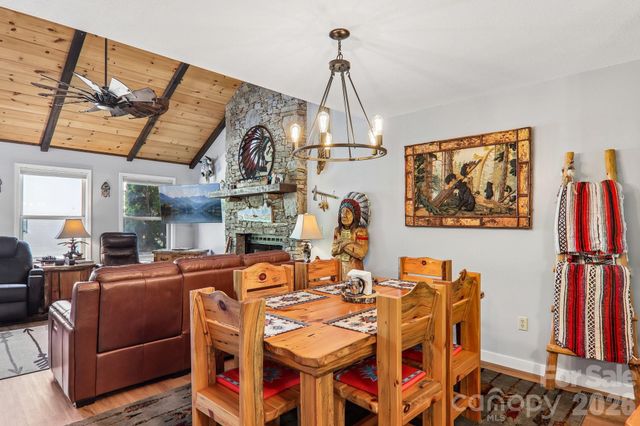 12 Indian Trace Road, Maggie Valley, NC 28751