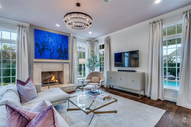 7712 Southwestern Boulevard, Dallas, TX 75225