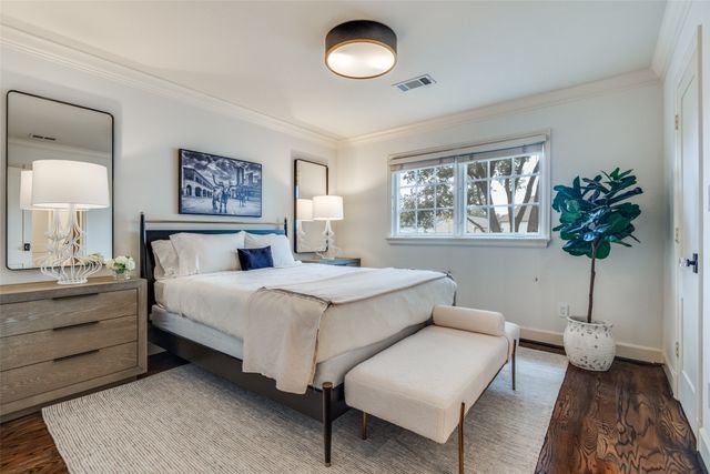 7712 Southwestern Boulevard, Dallas, TX 75225