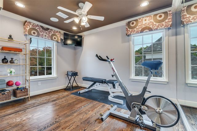 7712 Southwestern Boulevard, Dallas, TX 75225