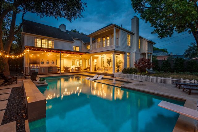 7712 Southwestern Boulevard, Dallas, TX 75225