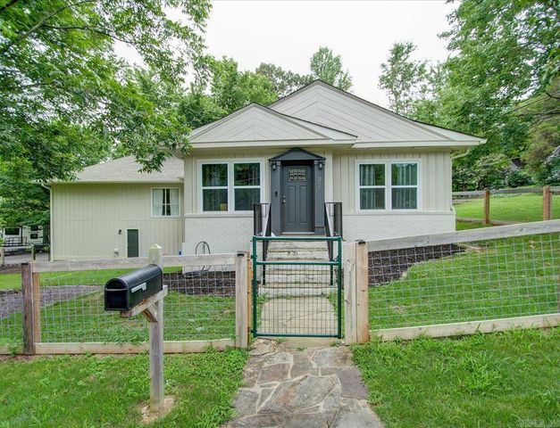 306 Ashland Street, Hot Springs, AR 71901