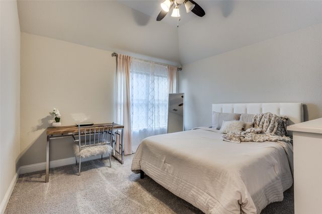 1116 Karsten Ridge Pass, Gunter, TX 75058