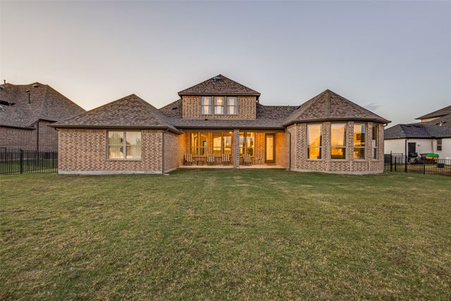 1116 Karsten Ridge Pass, Gunter, TX 75058