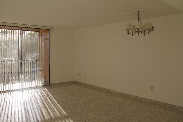 8700 SW 133rd Ave Rd 301, Miami, FL 33183